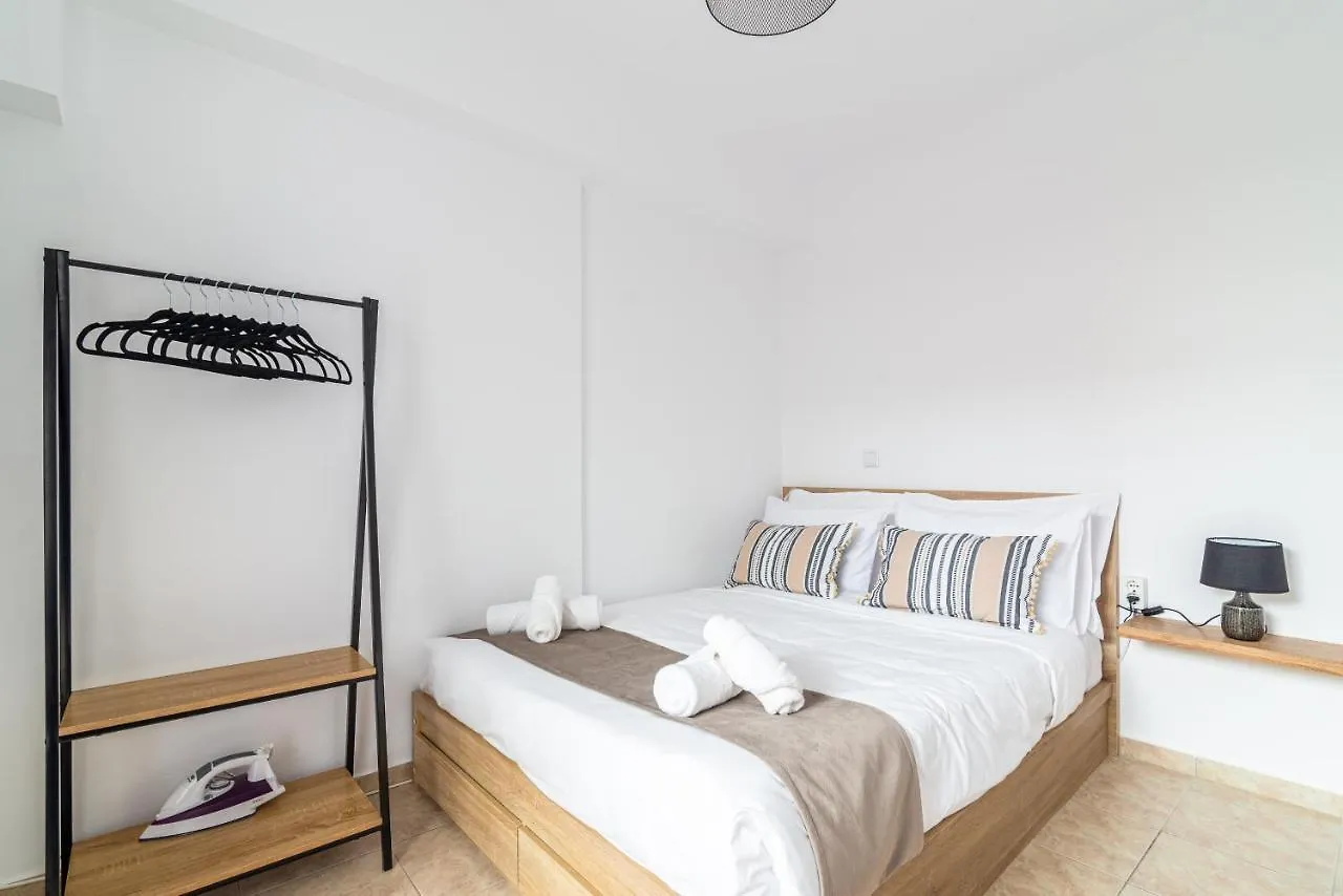 Central Apartment Next To The Beachfront Heraklion