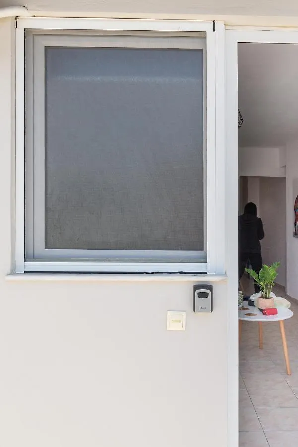 Central Apartment Next To The Beachfront Heraklion  Greece