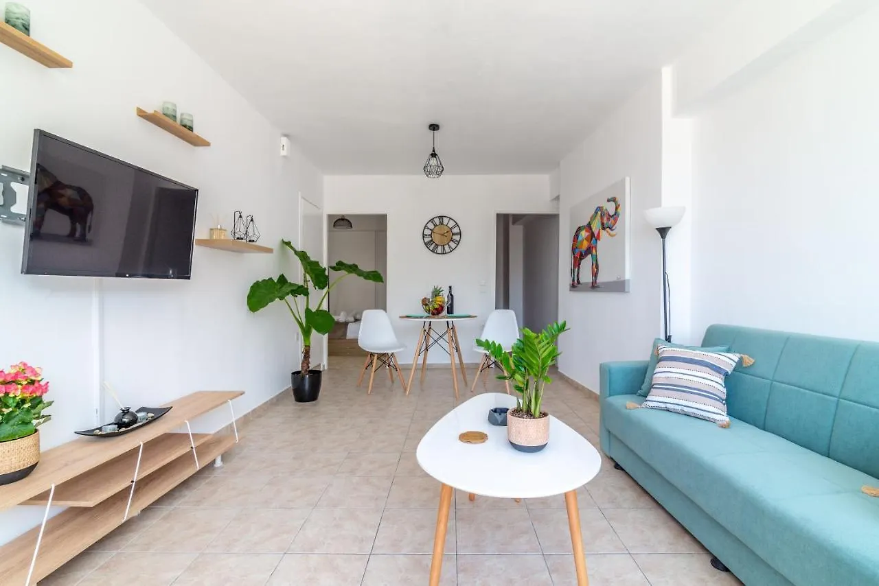 Central Apartment Next To The Beachfront Heraklion  0*, Heraklion (Crete) Greece