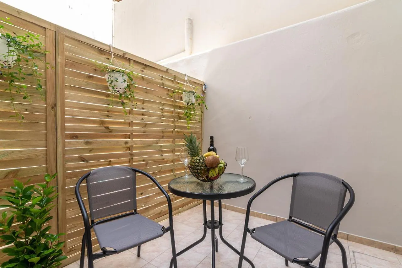 Central Apartment Next To The Beachfront Heraklion  Greece